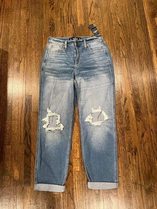 Hollister ultra high-rise mom jeans size 9R - Picture 1 of 7